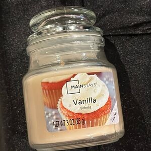 FREE WITH PURCHASE vanilla candle